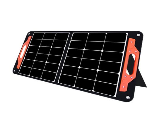 เทคโนโลยีนวัตถุประดิษฐ์ แพเนลพลังแสงอาทิตย์พกพา 100W สําหรับการผจญภัยกลางแจ้ง