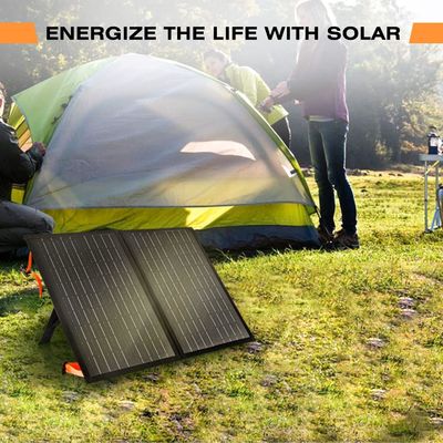 เครื่องชาร์จแสงอาทิตย์แบบพับได้ 100W Off Grid ชุดแผ่นแสงอาทิตย์แบบพกพาสําหรับแคมป์